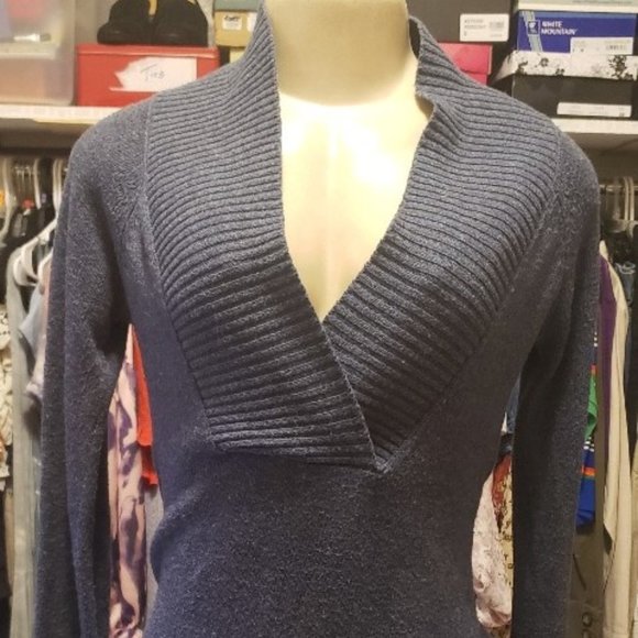 Armani Exchange "V" Style, Shawl, Chelsea Collar, or Johnny Collar Sweater VS - Picture 1 of 4